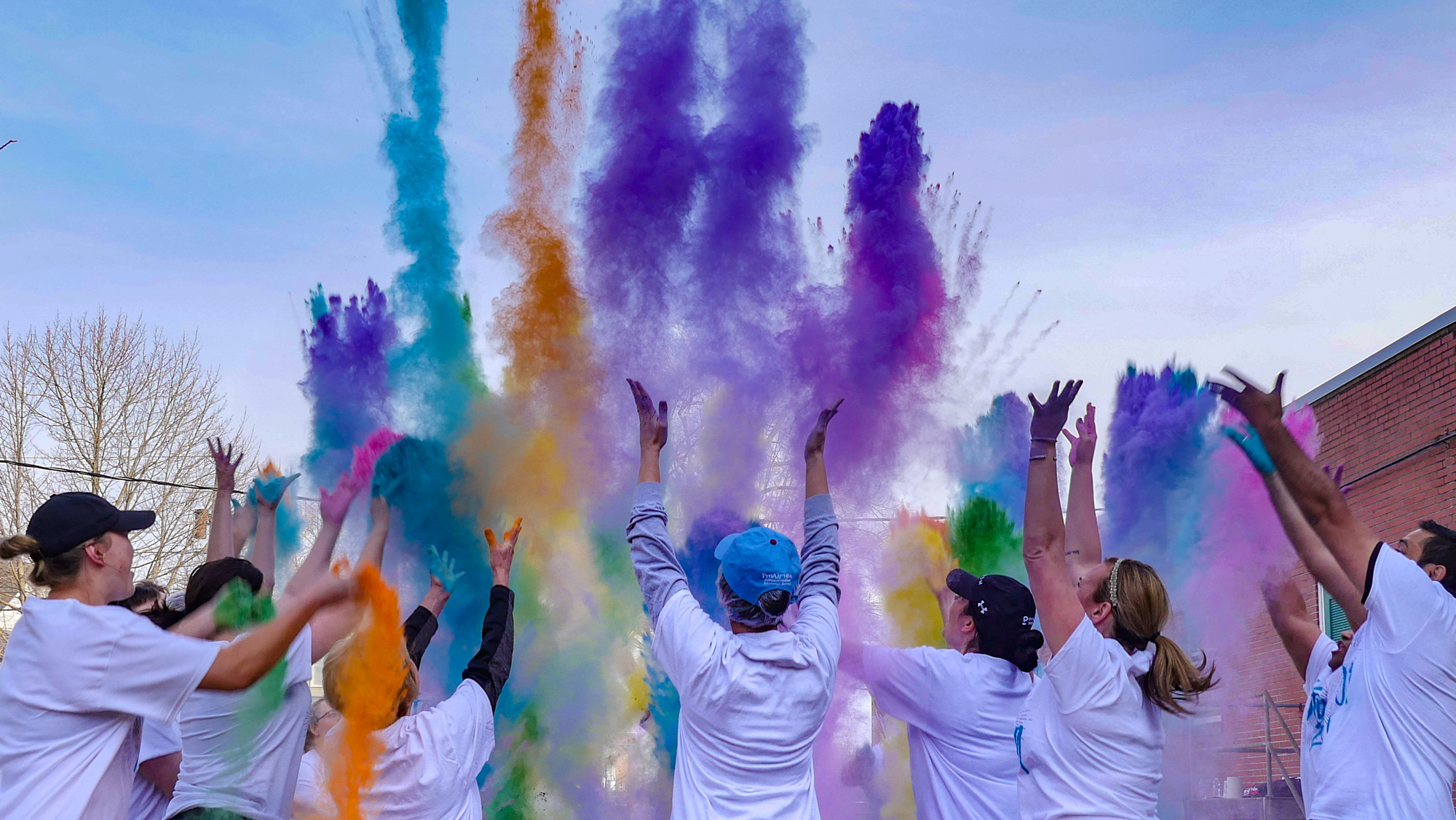 Phenom Holi 19