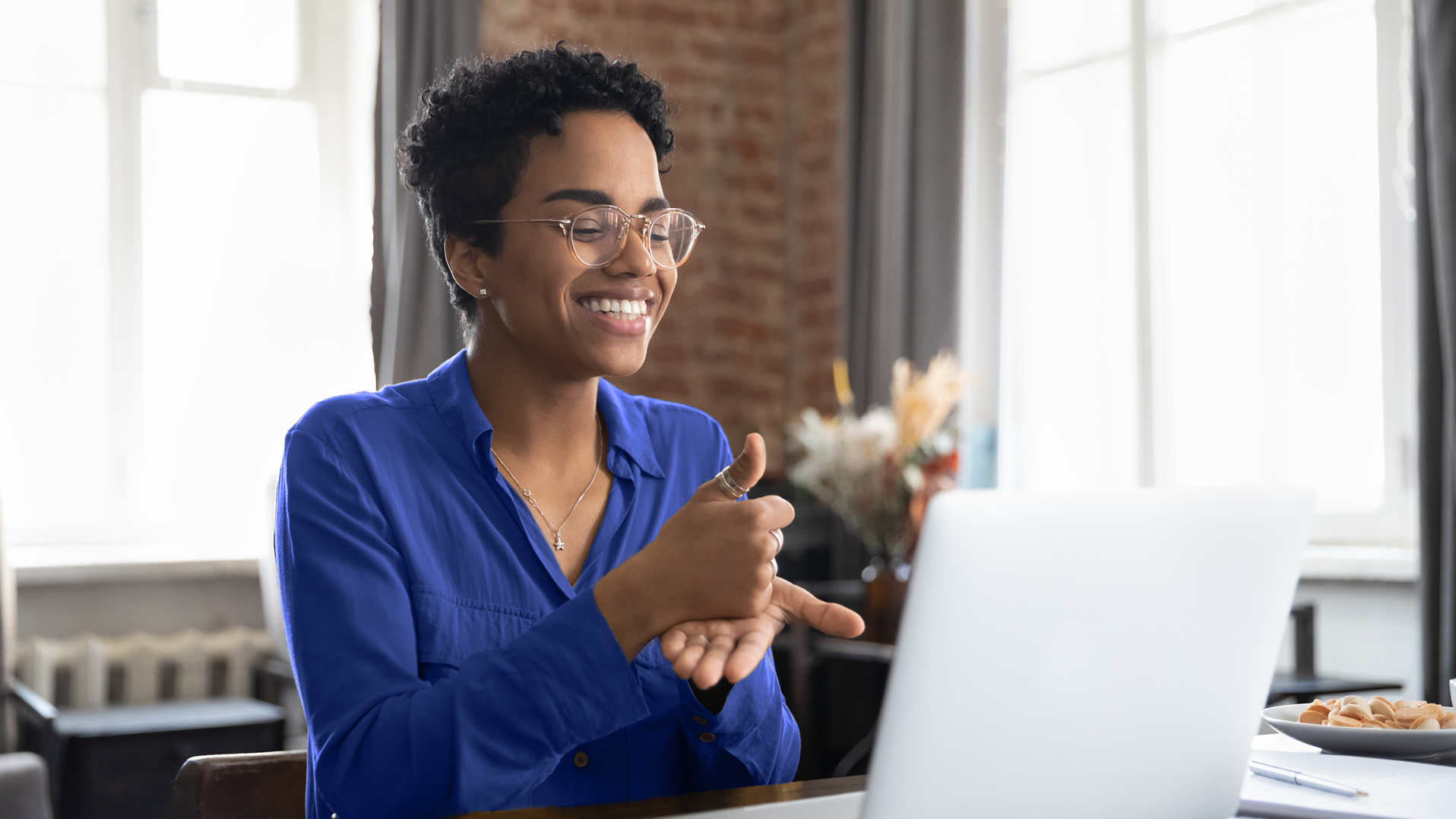 woman communicating in sign language